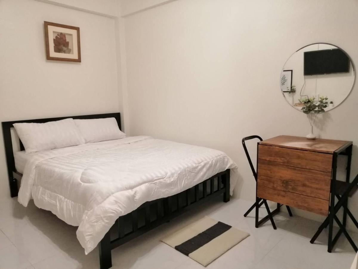 GoGoal Latkrabang Apartment Bangkok Bagian luar foto