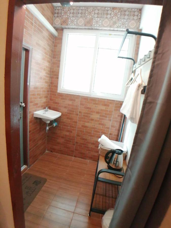 GoGoal Latkrabang Apartment Bangkok Bagian luar foto